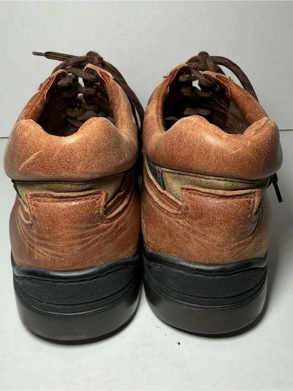 Vintage St John’s Bay Leather Tan Boots Men’s 9 M